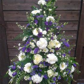 fwthumb30 purple & white pedestal arragement 124.95.jpg